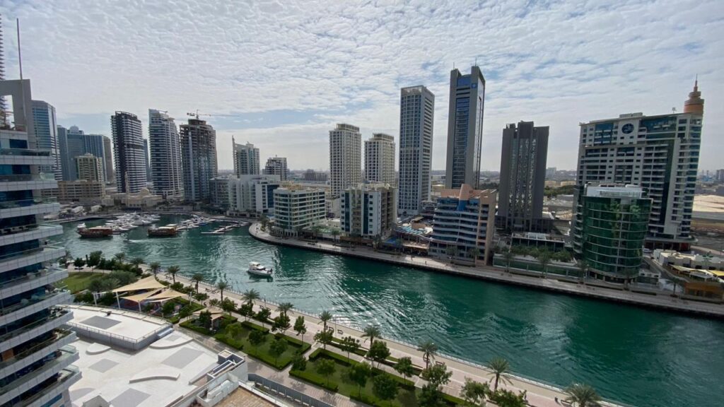 Dorra Bay Dubai Marina Photos