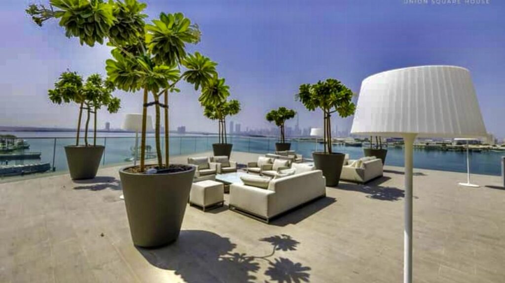 The Grand Apartment in Creek Harbour
