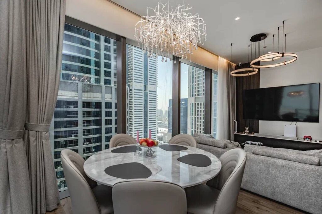 Marina Gate Upgraded Apartment