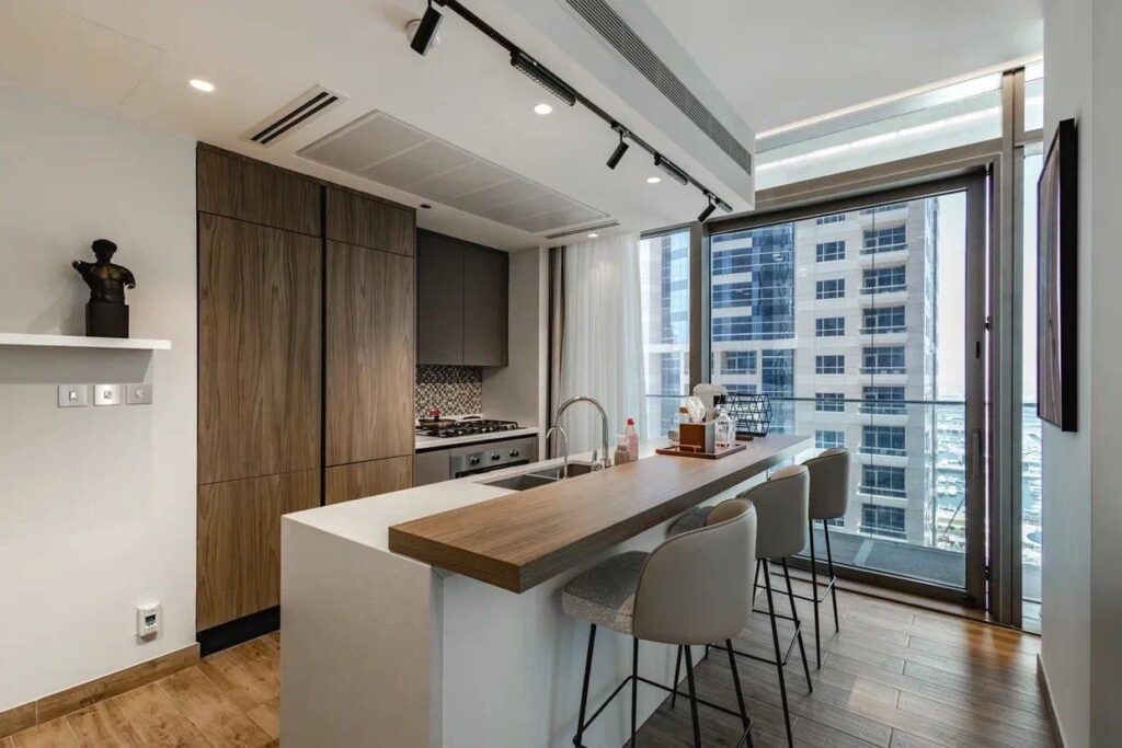 Marina Gate Upgraded Apartment